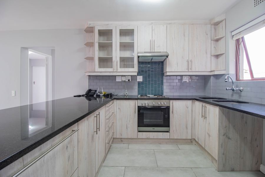 To Let 3 Bedroom Property for Rent in Greenways Golf Estate Western Cape